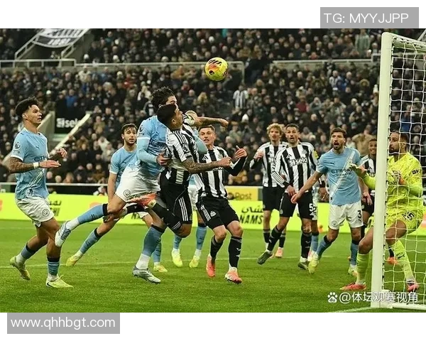 曼城小胜里昂引发争议判罚全场沸腾瞬间回顾