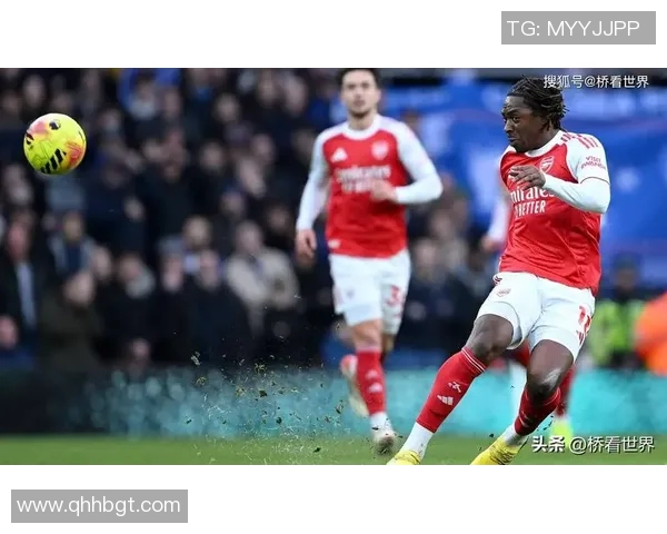 世界杯激战阿森纳与切尔西战成平局红牌事件引发全场热议